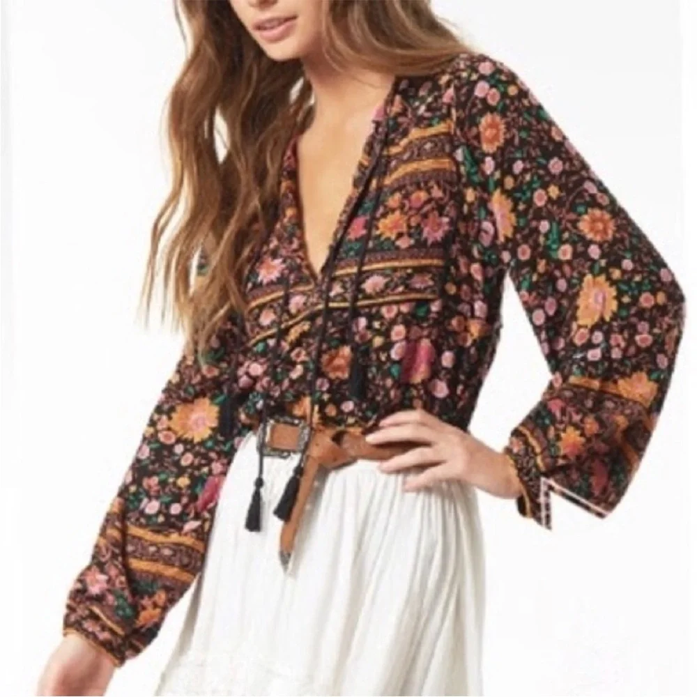 Spell Folktown Blouse - Picture 4 of 14